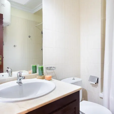 Sea & Sun Oceanfront Appartement *